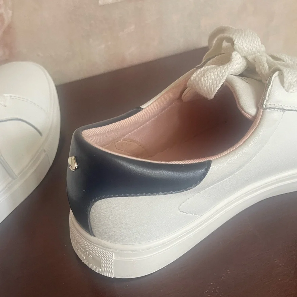 KATE SPADE WHITE LEATHER TRAINER SNEAKERS BLACK ACCENTS 8.5